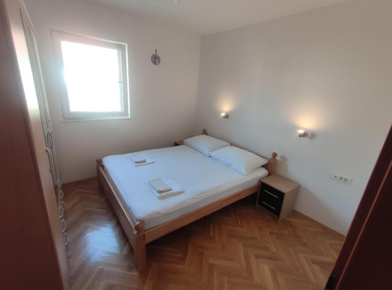 Apartment D&n